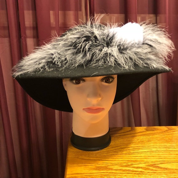 Feather Black Hat